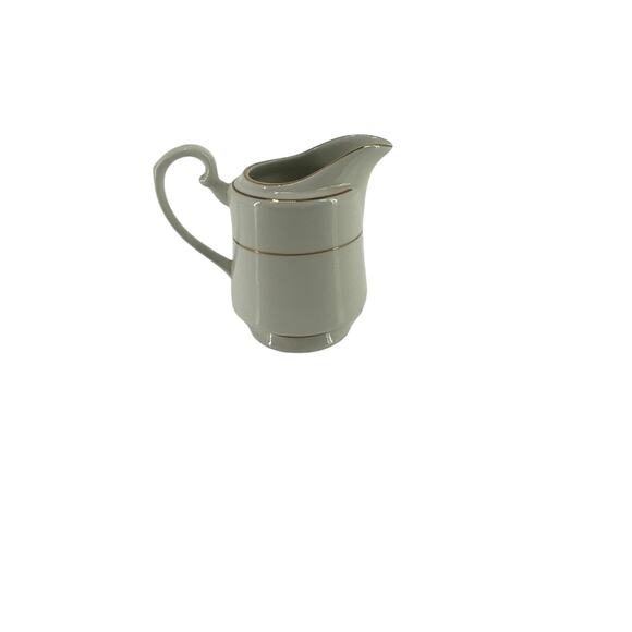 Sango Fine China, Lance Pattern. Gold Trimmed creamer jug - Picture 1 of 6